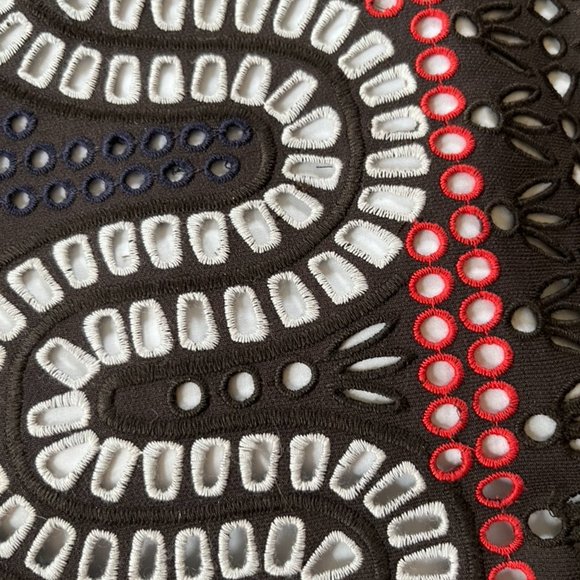 Tory Burch Embroidered Eyelet Pencil Skirt- 12 - Picture 4 of 13